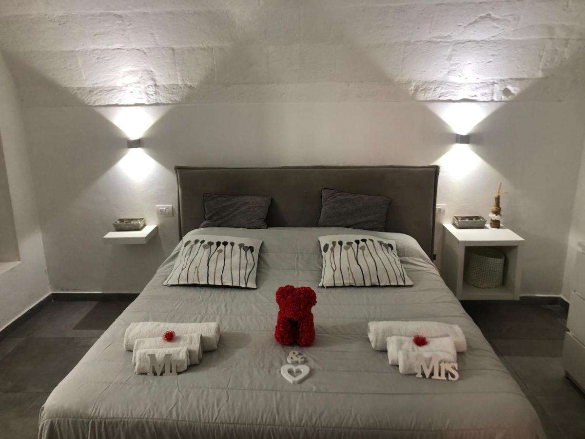 Casa Vacanze Antiche Mura E Poi Monopoli Bagian luar foto