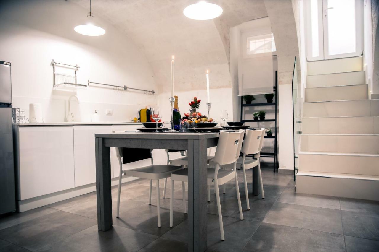 Casa Vacanze Antiche Mura E Poi Monopoli Bagian luar foto