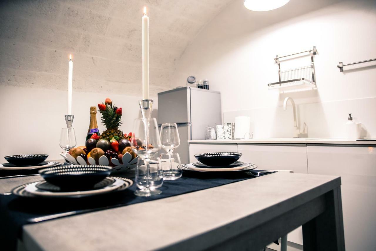 Casa Vacanze Antiche Mura E Poi Monopoli Bagian luar foto