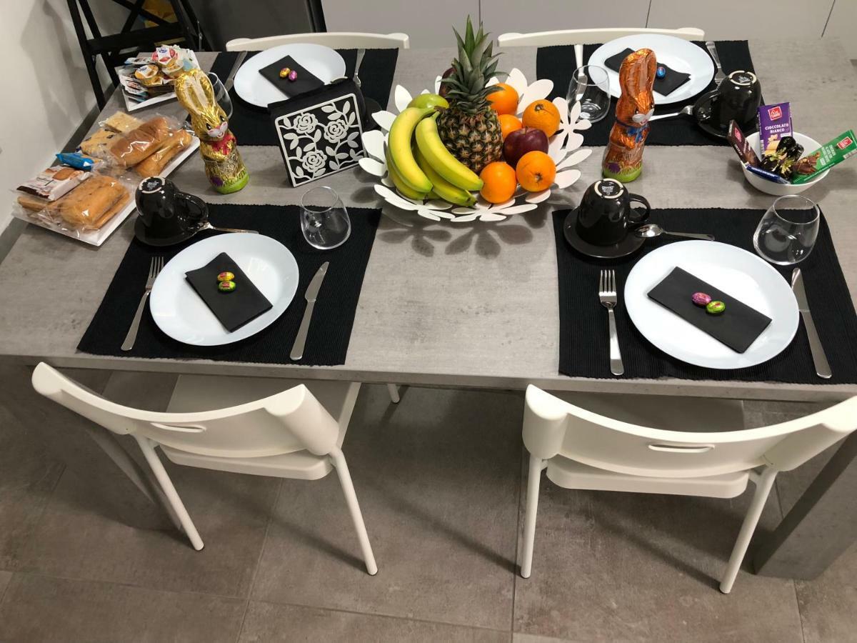 Casa Vacanze Antiche Mura E Poi Monopoli Bagian luar foto