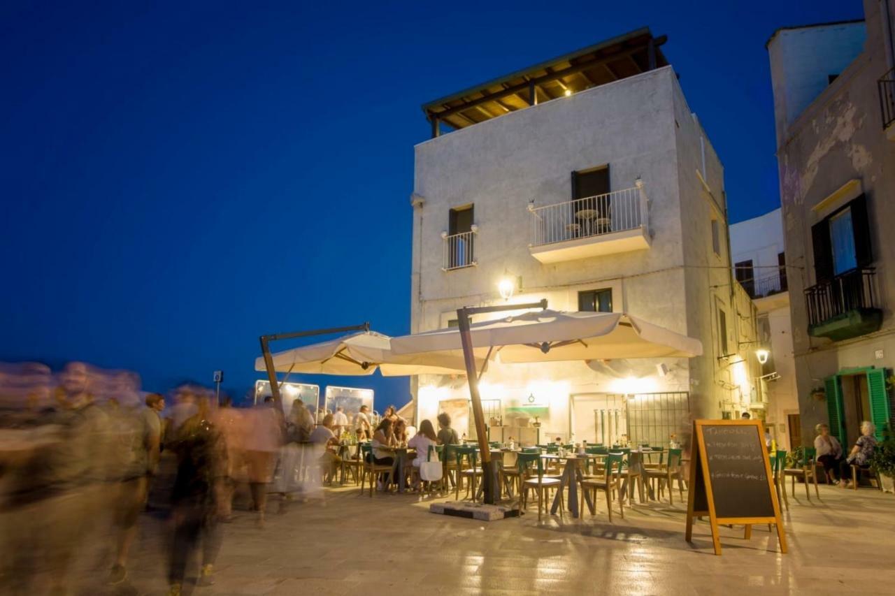 Casa Vacanze Antiche Mura E Poi Monopoli Bagian luar foto